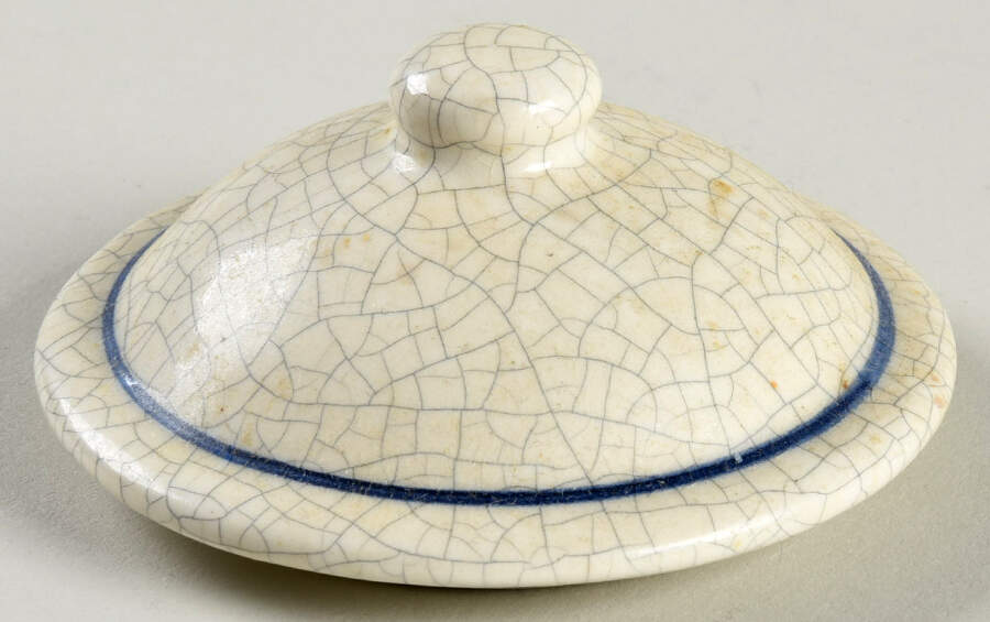 Dedham Rabbit Lid for Sugar Bowl by Potting Shed-1