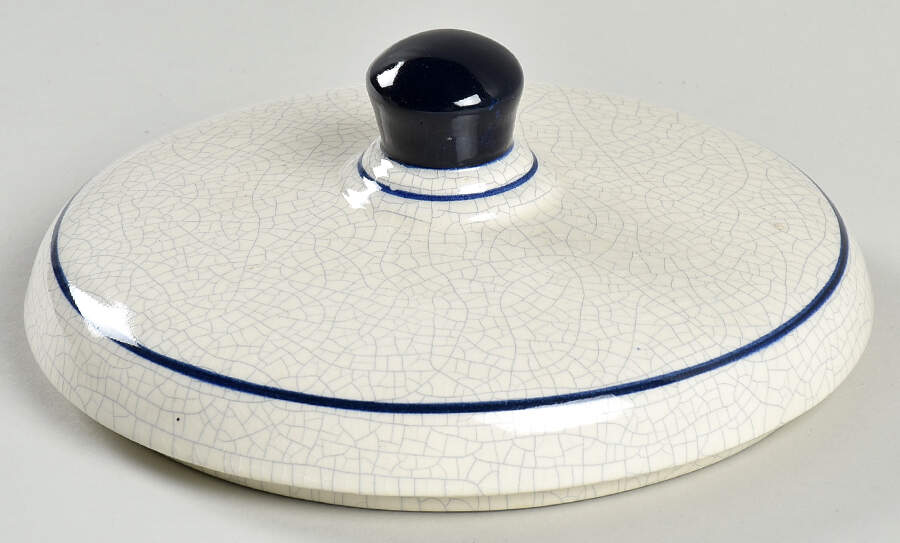 Dedham Rabbit Lid for 2 Qt Round Covered Casserole by Potting Shed-1