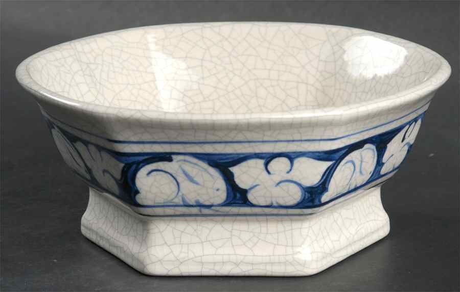 Dedham Rabbit Hexagonal Serving Bowl by Potting Shed-1