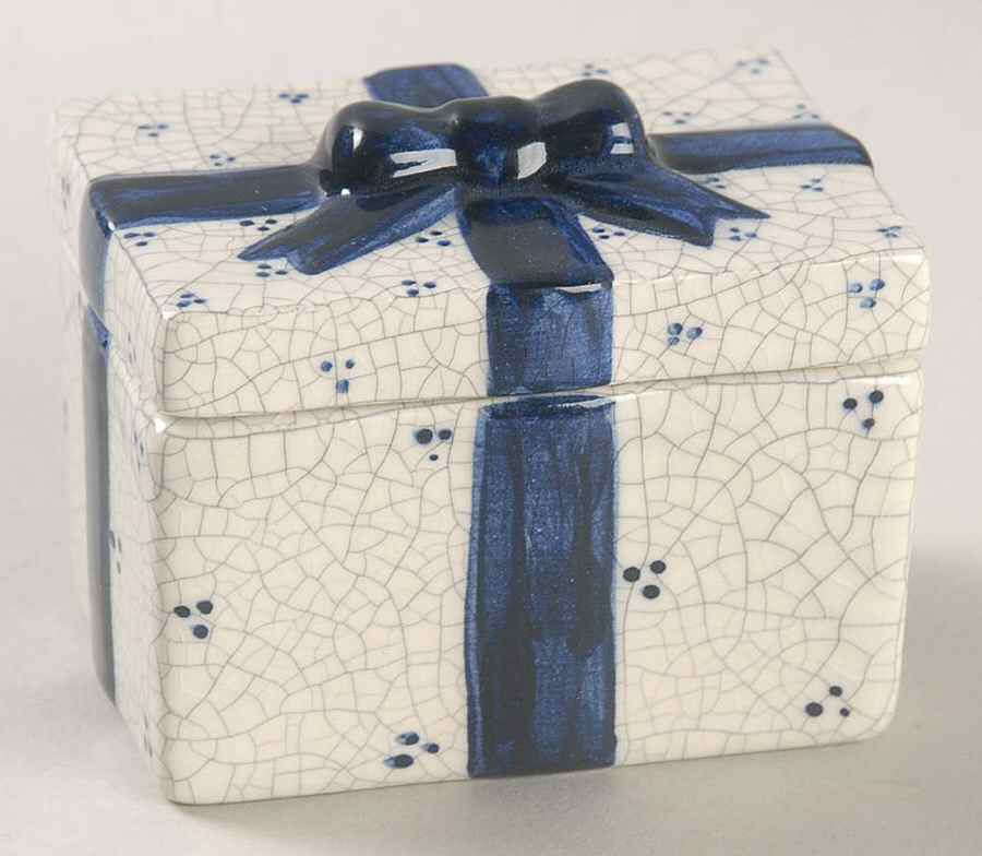 Dedham Rabbit Trinket Box with Lid by Potting Shed-1