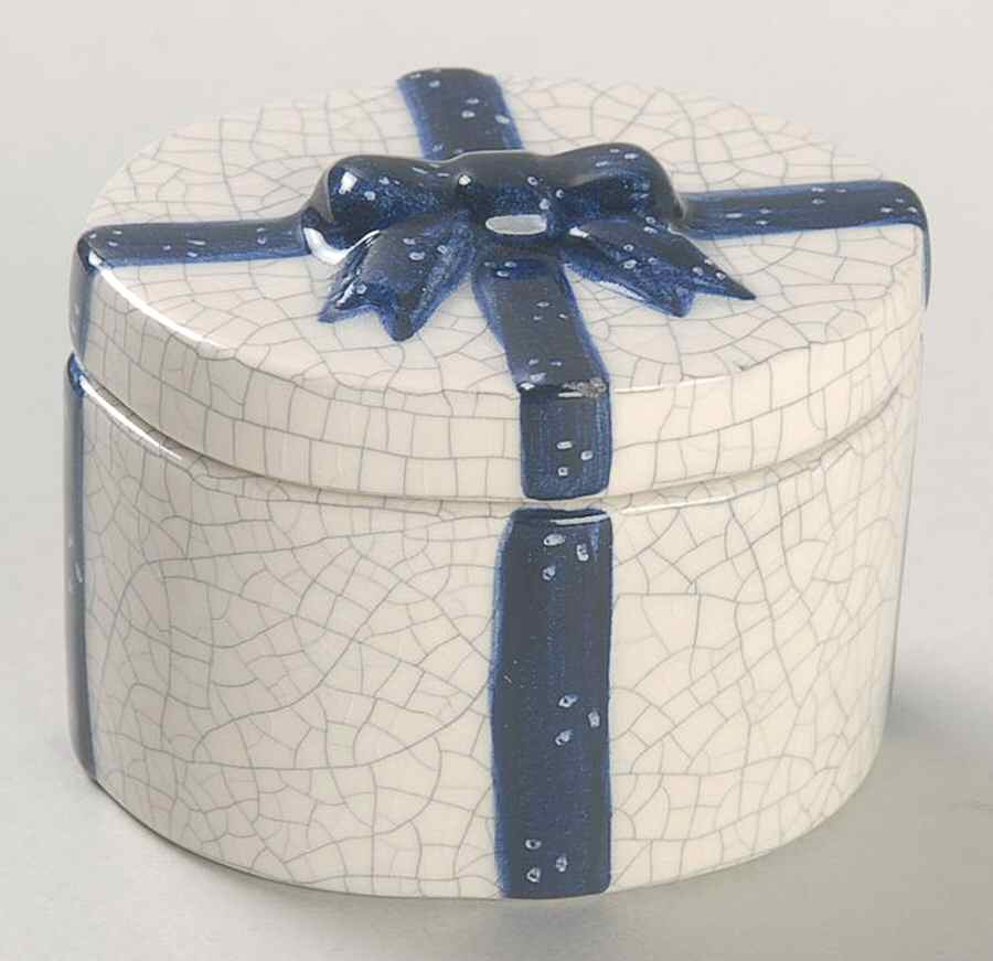 Dedham Rabbit Small Oval Box & Lid by Potting Shed-1