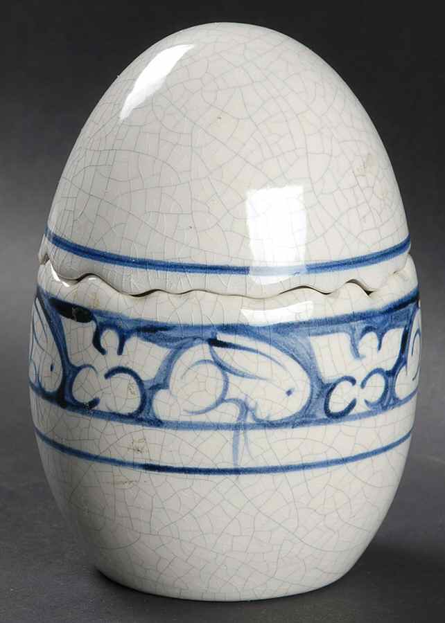 Dedham Rabbit Large Egg Box & Lid by Potting Shed-1