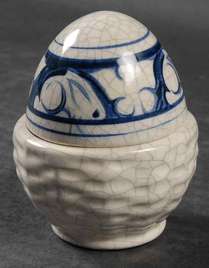 Dedham Rabbit Egg Box & Lid by Potting Shed-1