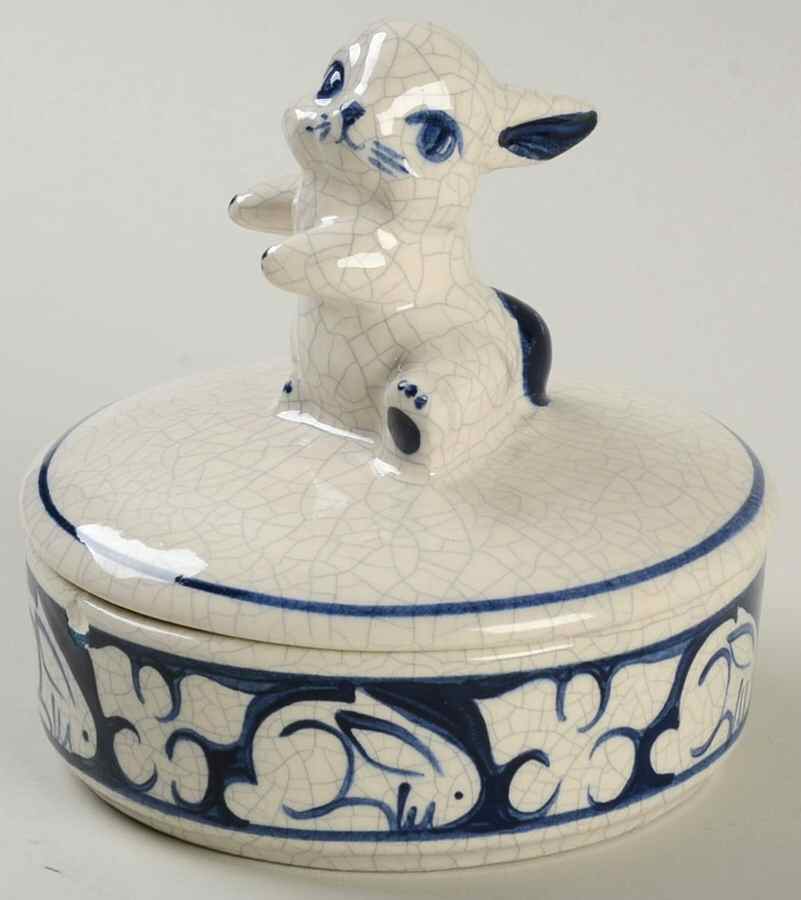 Dedham Rabbit Round Box & Lid by Potting Shed-1