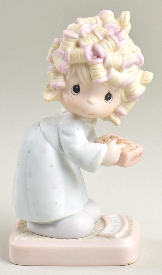 Love Never Fails Dove-Love Never Fails - Dove Trademark, No Box by Precious Moments-1
