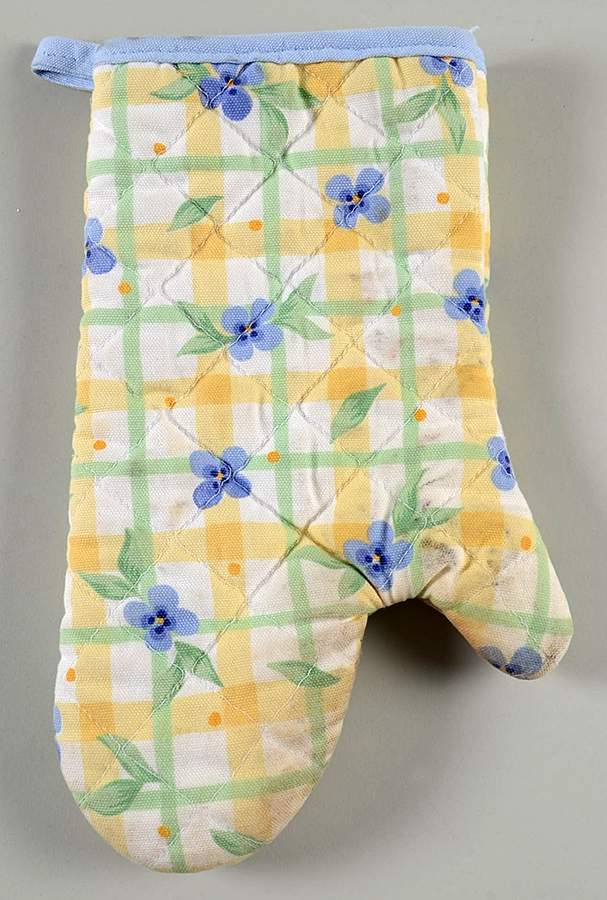 Summer Breeze Cloth Oven Mitt by Pfaltzgraff-1
