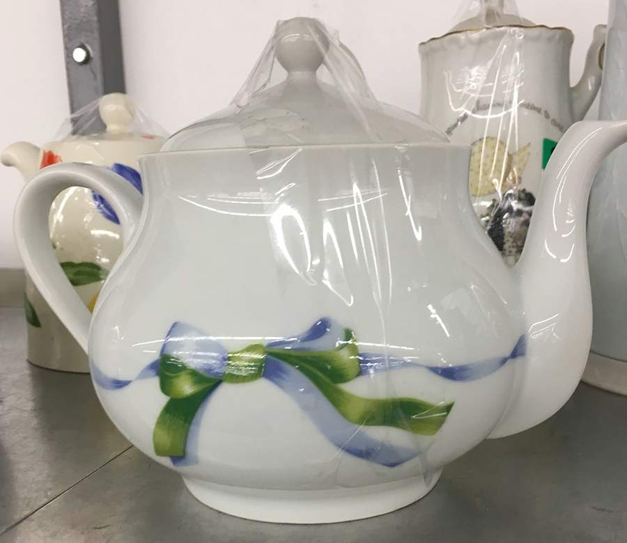 PJC1 Teapot & Lid by Porclan Jacques Cour-1