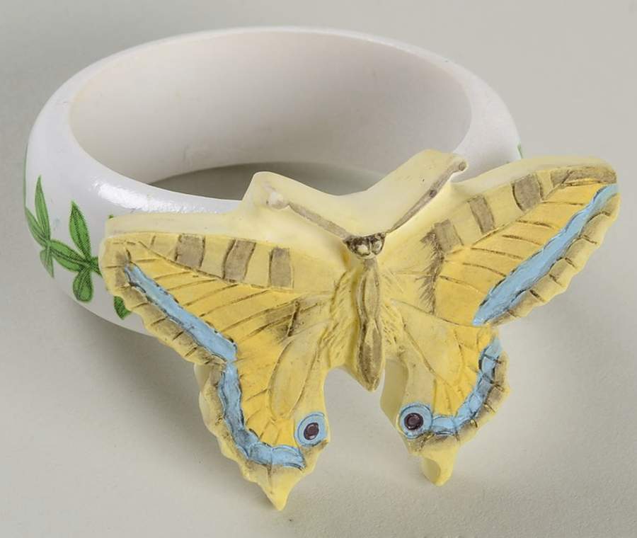 Botanic Garden Countertop Collection Resin Napkin Ring by Portmeirion-1