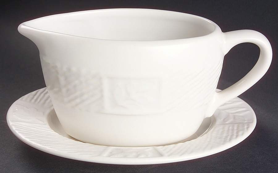 Sierra Gravy Boat & Underplate/Relish by Pfaltzgraff-1