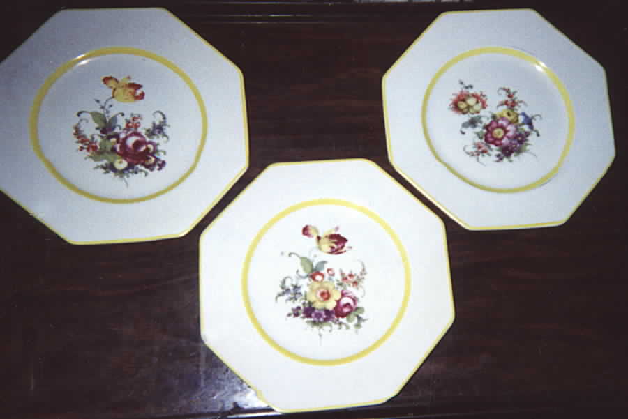PE1 Dessert/Pie Plate by Pearl Pottery -1