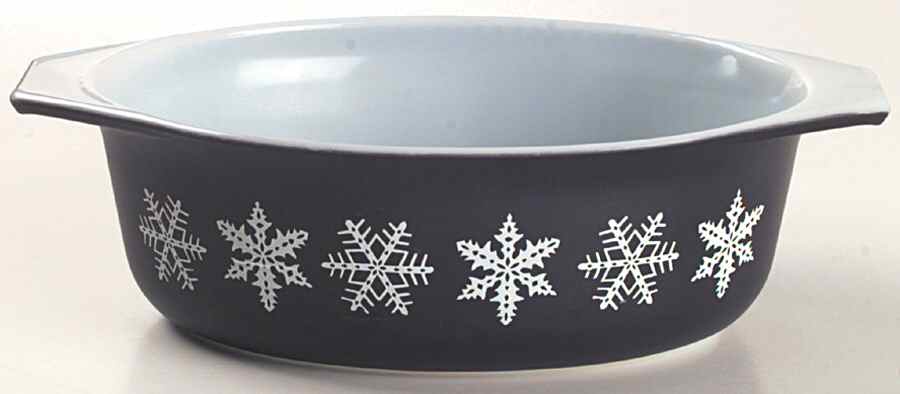 Snowflake (Charcoal) 2.5 Quart Oval Covered Casserole No Lid by Pyrex-1