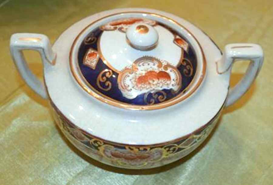 1228 Sugar Bowl & Lid by Pearl Blair-1