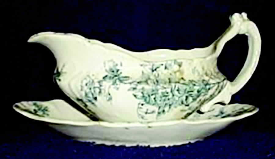 Rosslyn Blue Gravy Boat & Underplate by Pitcairns-1