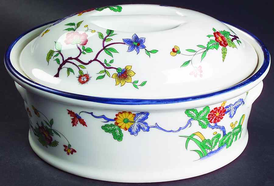 Chateau de Conde 1 Quart Oval Covered Casserole by Porcelaine De Paris-1