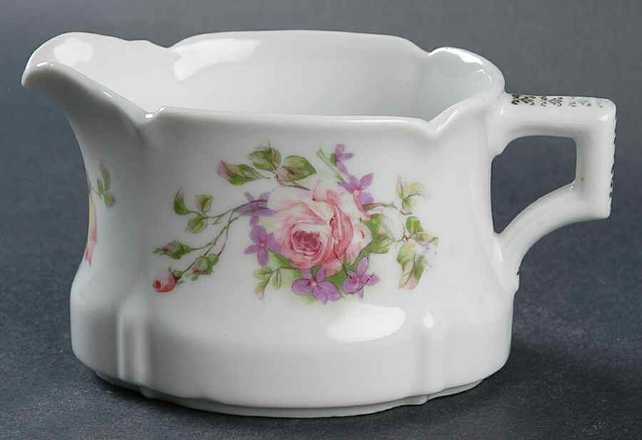 PFE23 Creamer by Pfeiffer & Lowenstein-1