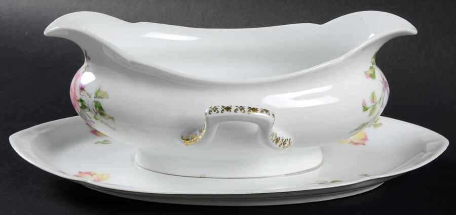 PFE23 Gravy Boat & Underplate by Pfeiffer & Lowenstein-1