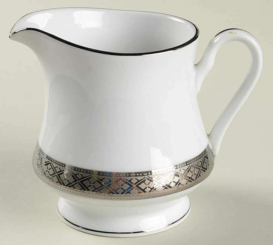 Reflections in Silver Creamer by Presidential Collection-1