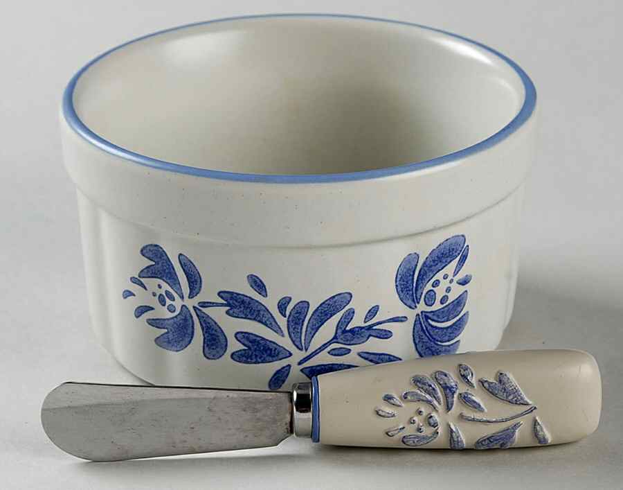Yorktowne Dip Bowl & Spreader Set by Pfaltzgraff-1
