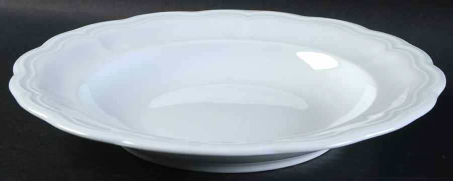 Queen Anne 9" Soup/Pasta Bowl by Pillivuyt-1