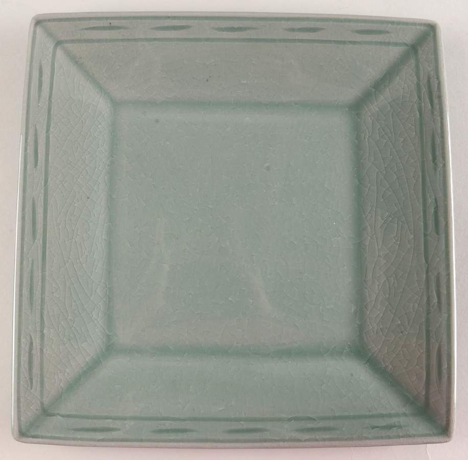 Sutton Dinner Plate by Simon Pearce-1