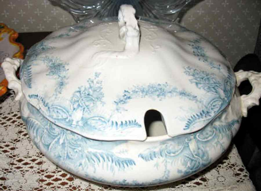 Aquilla Blue (No Trim) Tureen &  Lid by Pitcairns-1