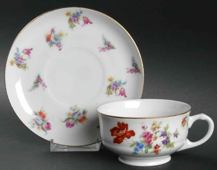 PUN120 Footed Cup & Saucer Set by Porcelain Union-1