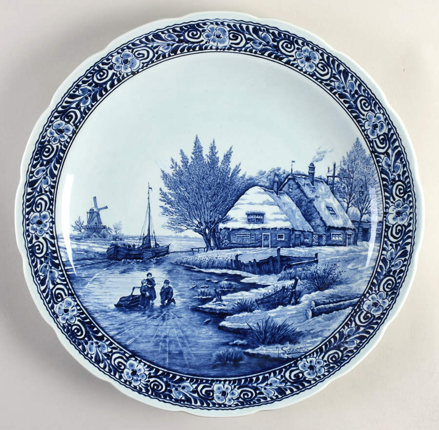 PGO24 15" Wall Plate by Petrus Regout & Co-1
