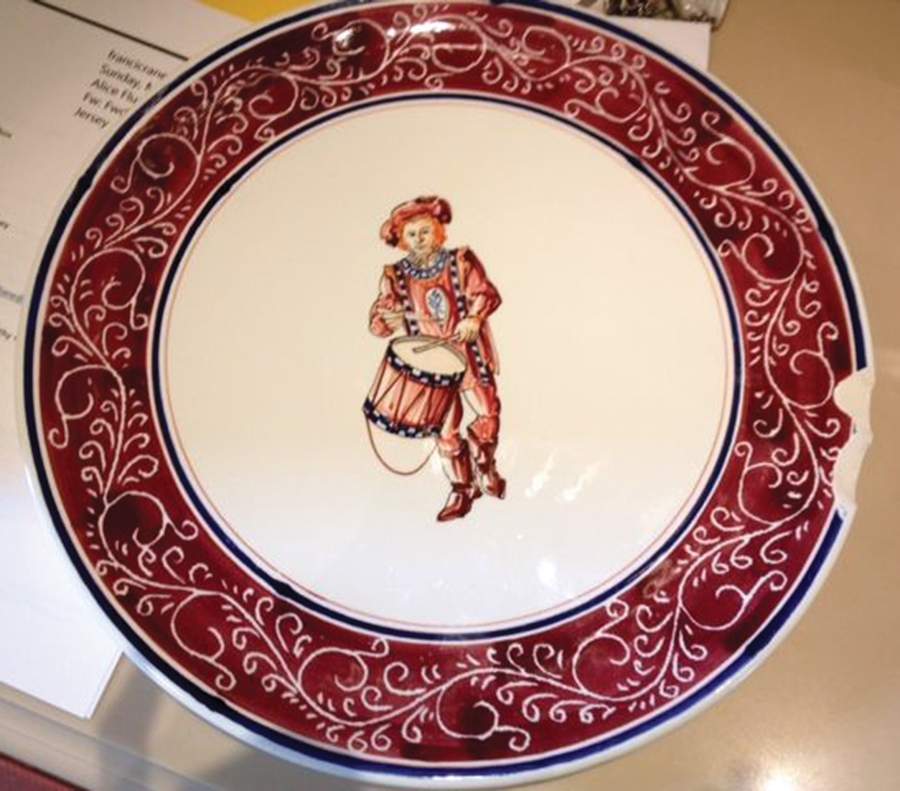 Drummer Dinner Plate by Palio Di Siena-1