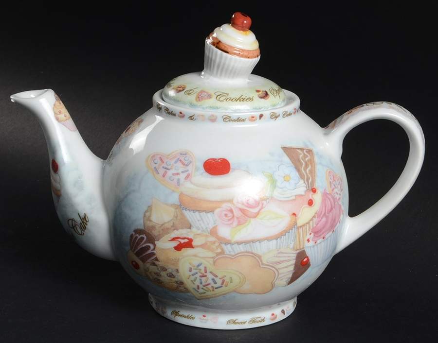 Cupcakes & Cookies Teapot & Lid by Cardew Design-1