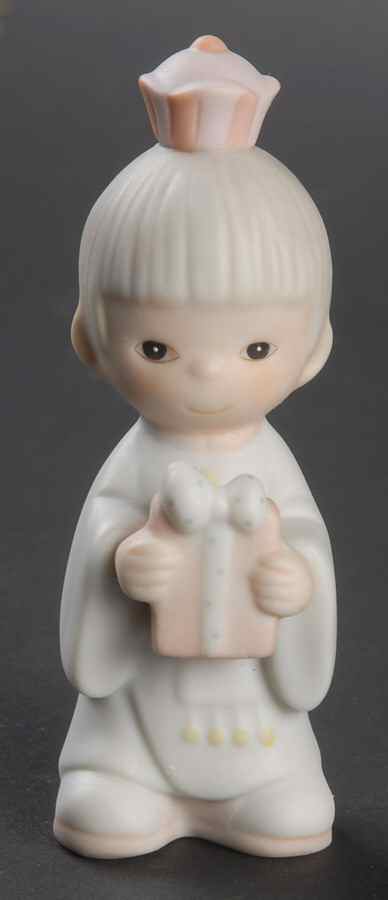 Wee Three Kings-Mini Heart-Asian King Only - No Box-Heart Trademark by Precious Moments-1