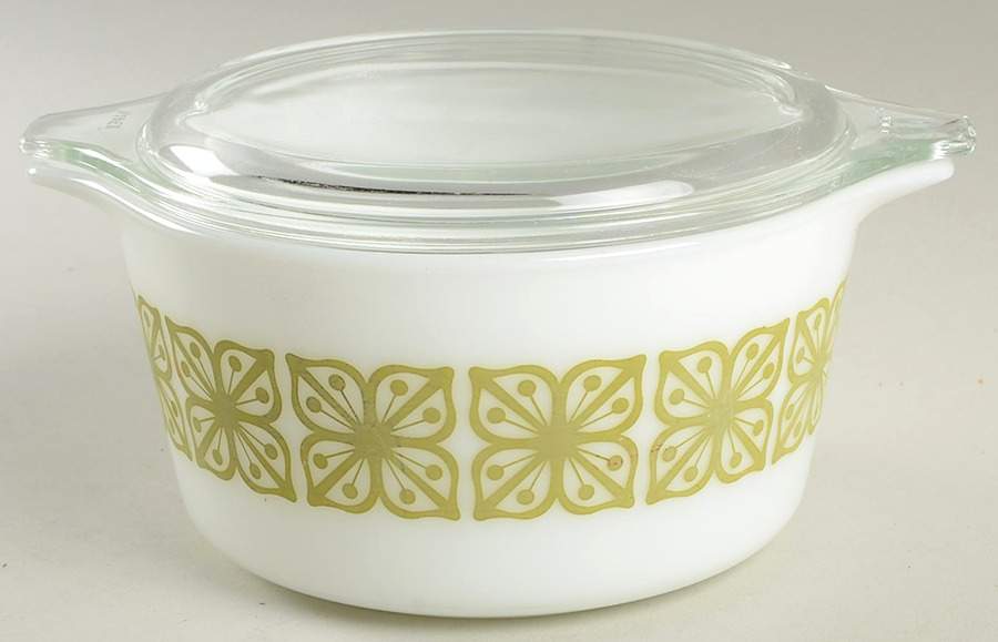 Verde Square Flowers 1 Qt Round Covered Casserole by Pyrex-1