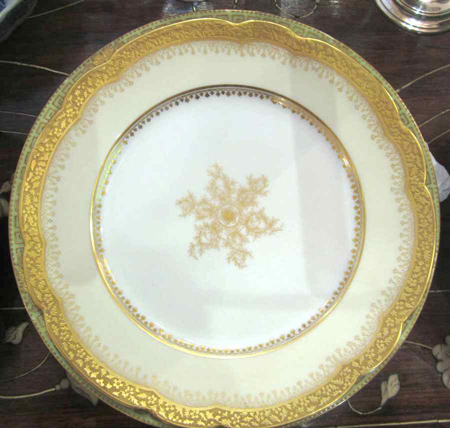 PLU2 Dinner Plate by Plummer (NY)-1