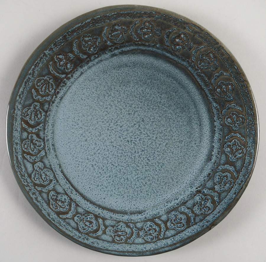 Sierra Dinner Plate by Pottery Barn China-1
