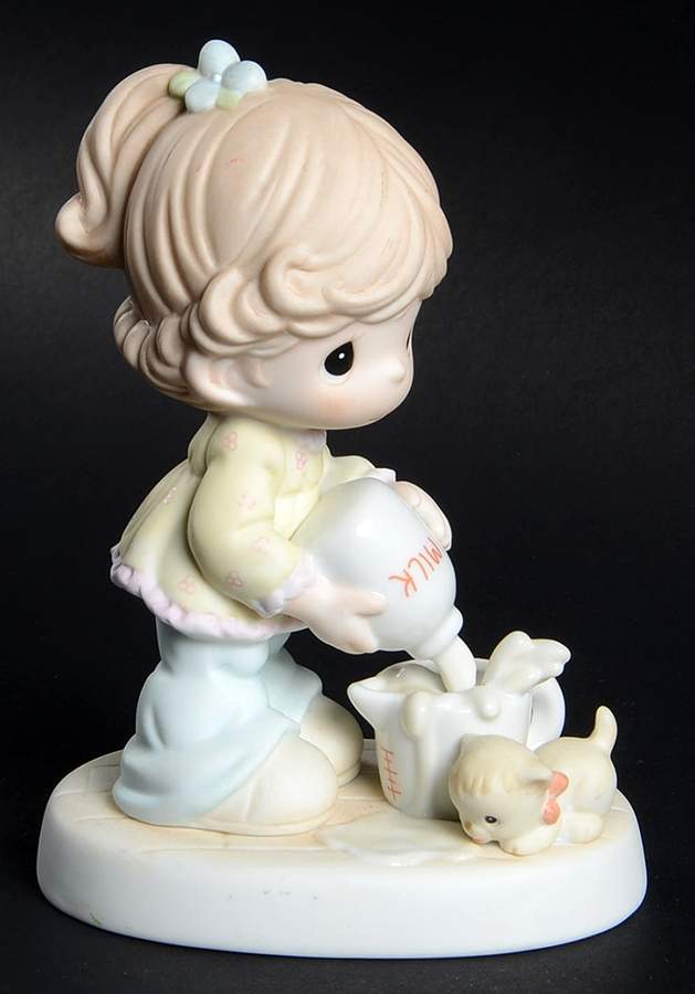 His Blessings Are Without Measure Crown-His Blessing Are Without Measure - Crown Trademark No Box by Precious Moments-1