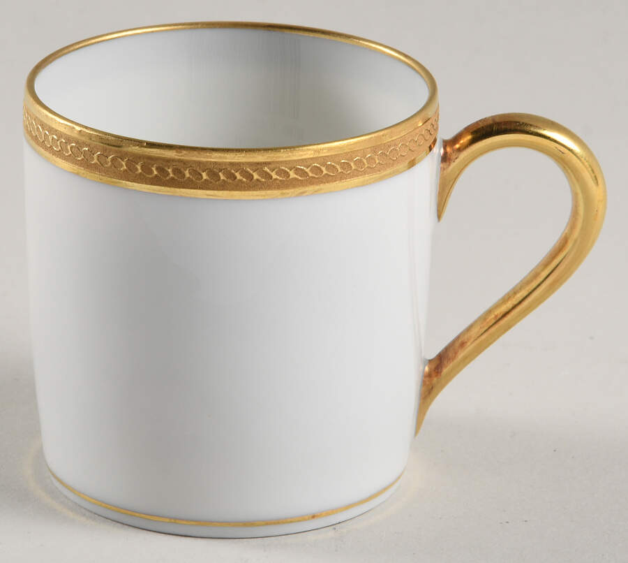 PLG24 Flat Demitasse Cup by Porcelaine Lafarge-1