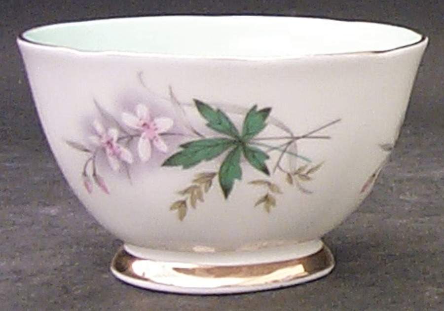Louise (Green Center) Mini Open Sugar Bowl by Queen Anne (England)-1