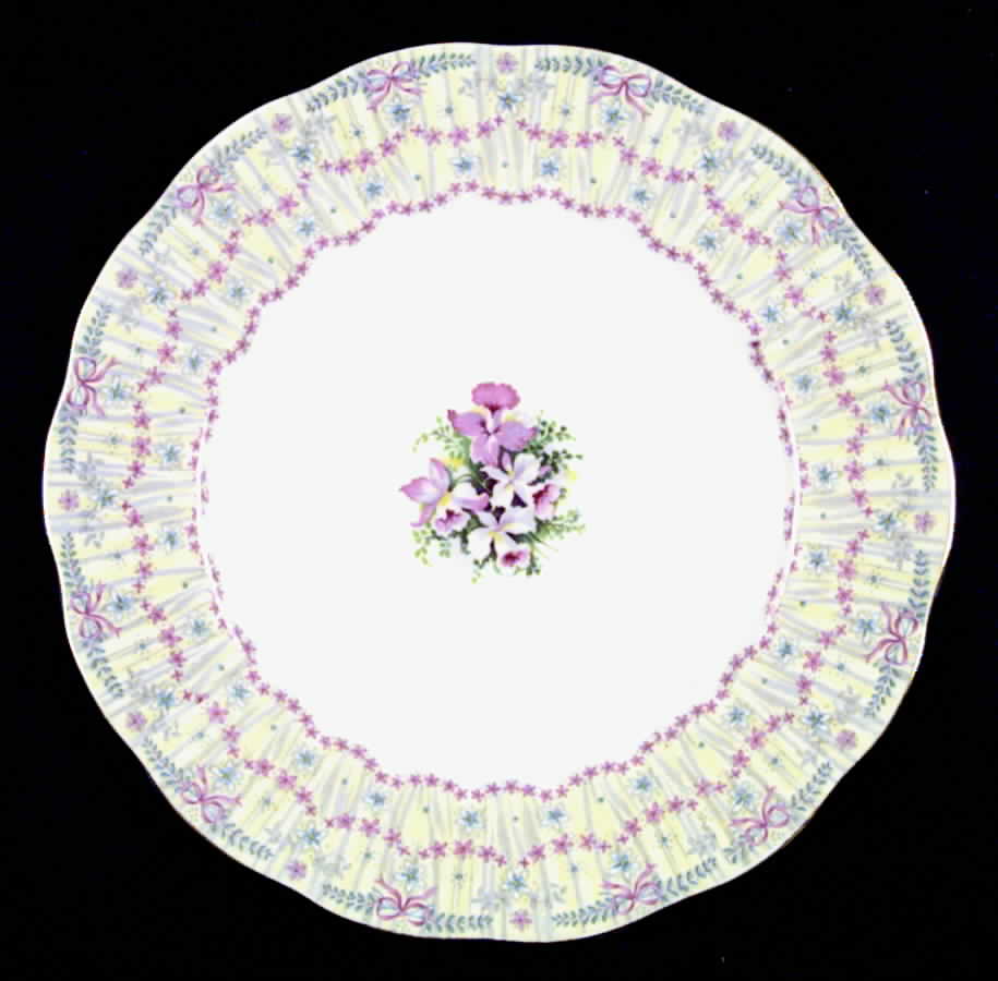 Royal Bridal Gown Dinner Plate by Queen Anne (England)-1
