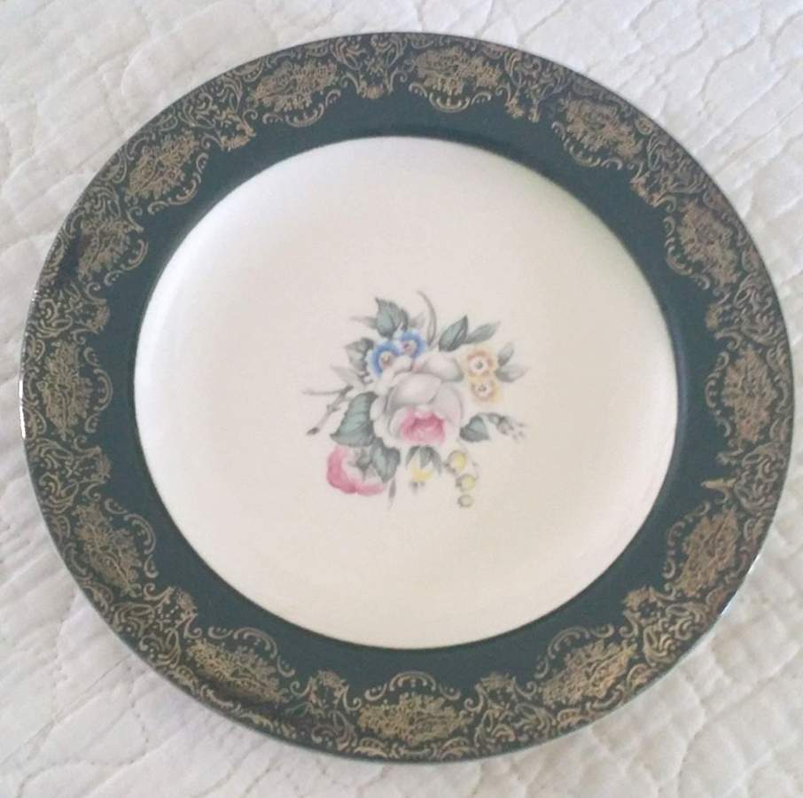 QUG2 Bread & Butter Plate by Quaker Girl-1