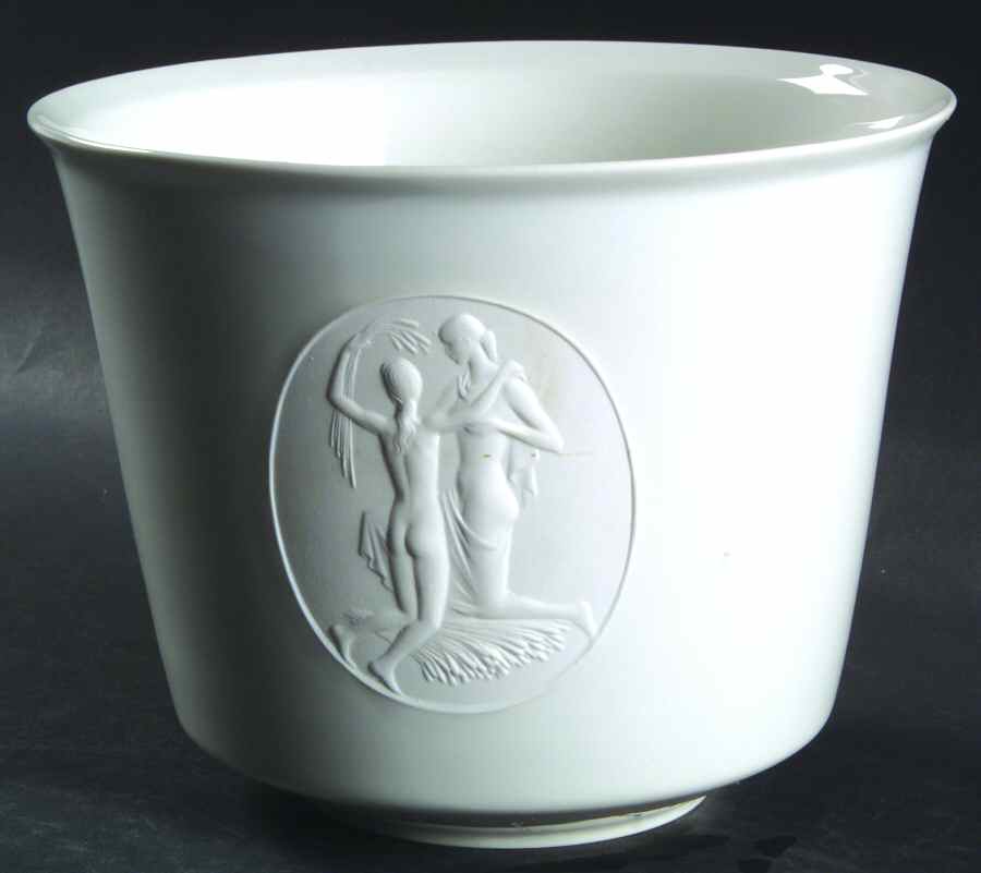 Arcadia Cream--White 6" Cachepot by Royal Berlin-1