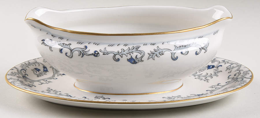 Buckingham Gravy Boat with Attached Underplate by Royal Cathay-1