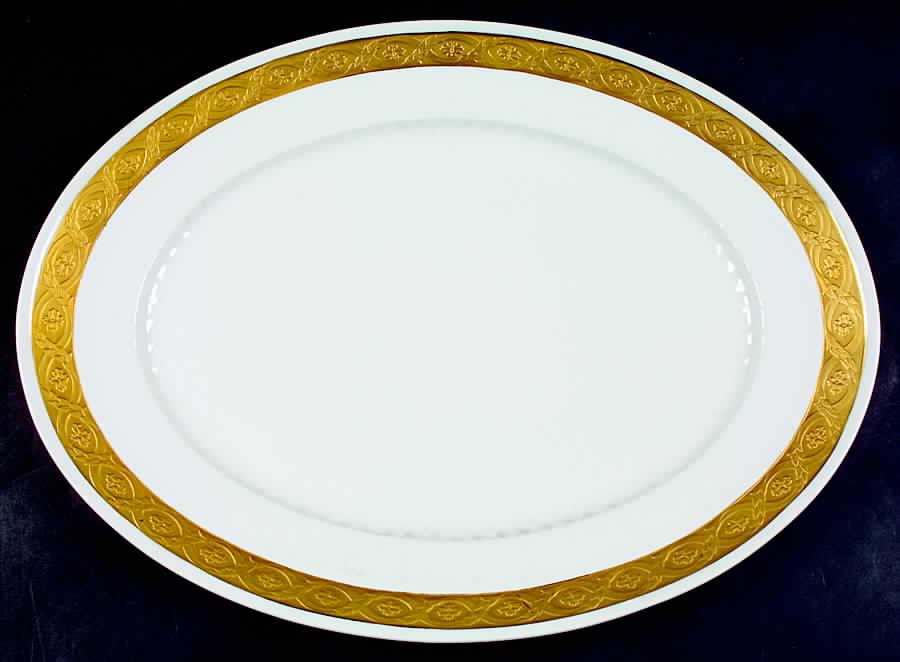 Fan Service Gold 16" Oval Serving Platter by Royal Copenhagen-1