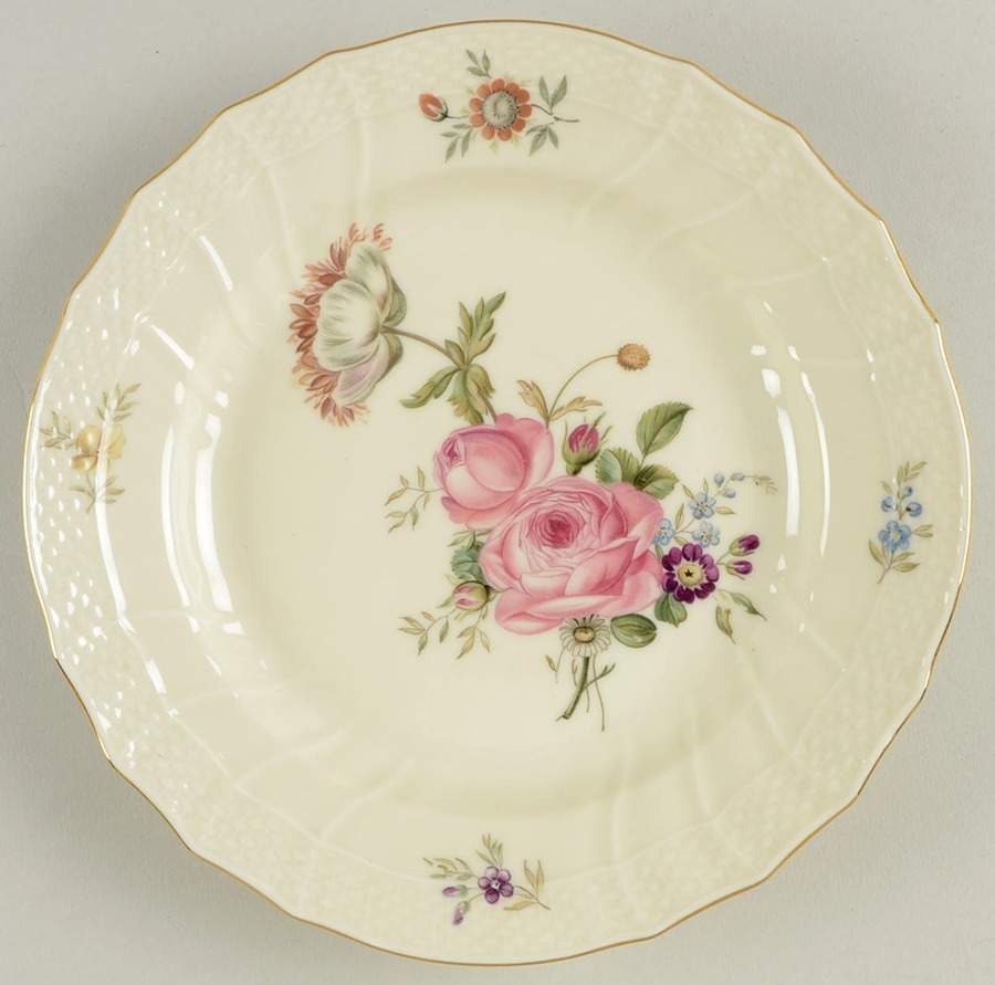 Frijsenborg Salad Plate by Royal Copenhagen-1