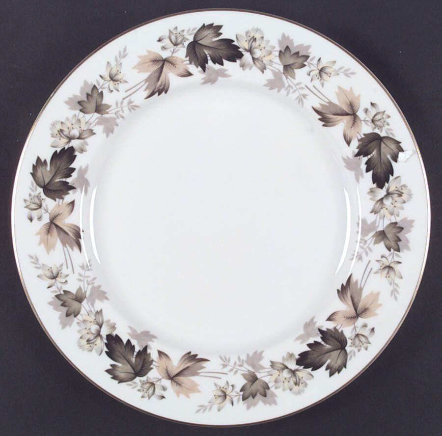 Larchmont Dinner Plate by Royal Doulton-1