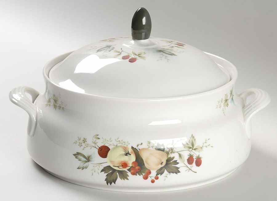 Miramont Round Covered Vegetable by Royal Doulton-1
