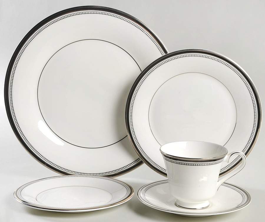 Sarabande 5 Piece Place Setting by Royal Doulton-1