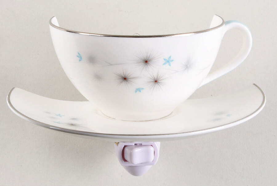 Thistledown 4 3/8"-4 5/8" Night Light/Cup & Saucer HC by Royal Doulton-1