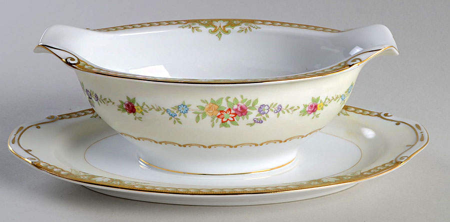 RDB3 (JAPAN) Gravy Boat with Attached Underplate by Royal Derby (Japan)-1