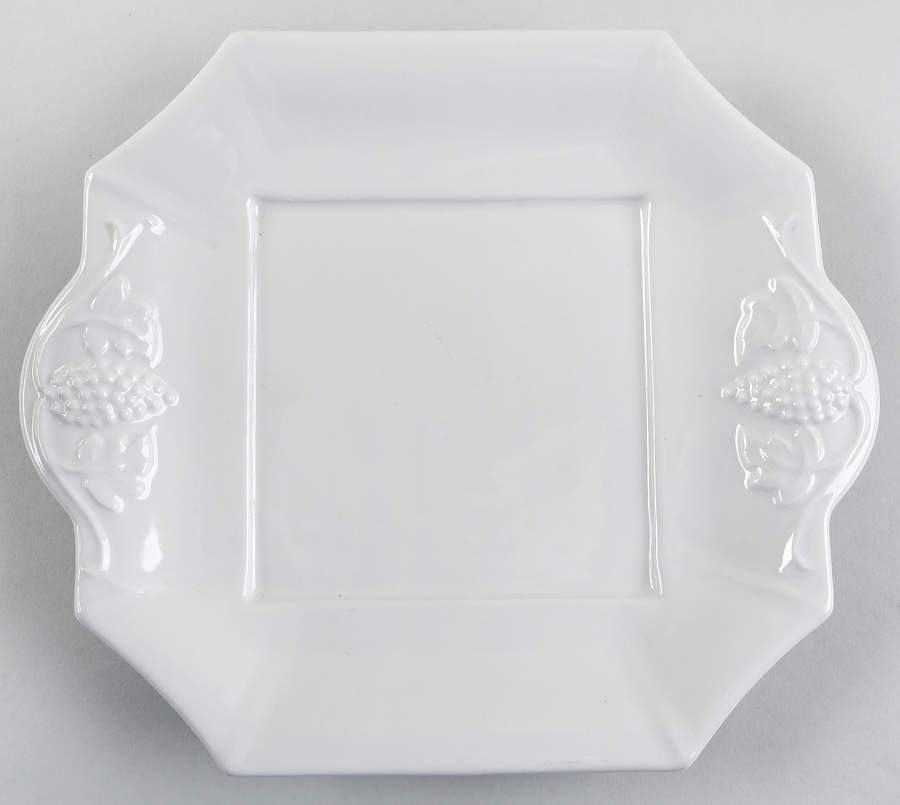 Grape Underplate for Tureen by Red Cliff-1