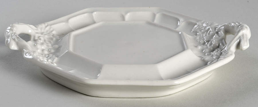 Grape Underplate for Sauce Boat by Red Cliff-1