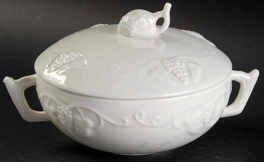 Grape Individual Casserole & Lid by Red Cliff-1